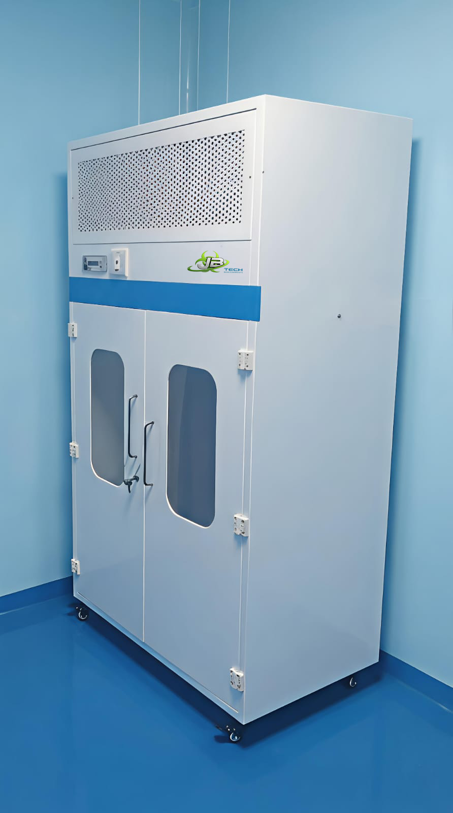 Clean Room Garment Storage Cabinets